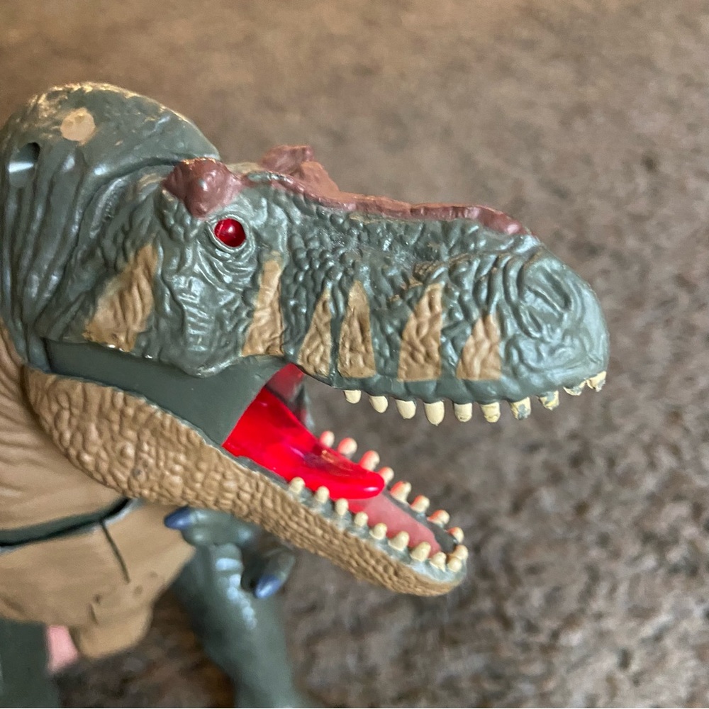 Electronic TRex Dinosaur Figurine Sounds Lights Play Toy Roar Imagination - Picture 3 of 3